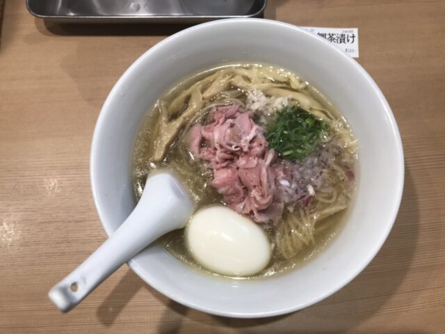 新宿：らぁ麺 鳳仙花の特製らぁ麺と金目鯛茶漬けを食べてみた【ラーメンレビュー】